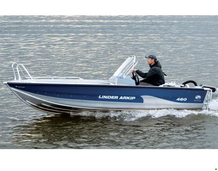 BoatPhoto.coverAlt