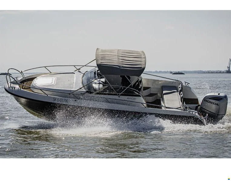 BoatPhoto.coverAlt
