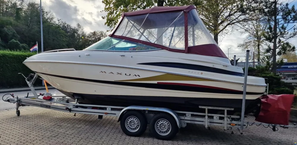 BoatPhoto.coverAlt