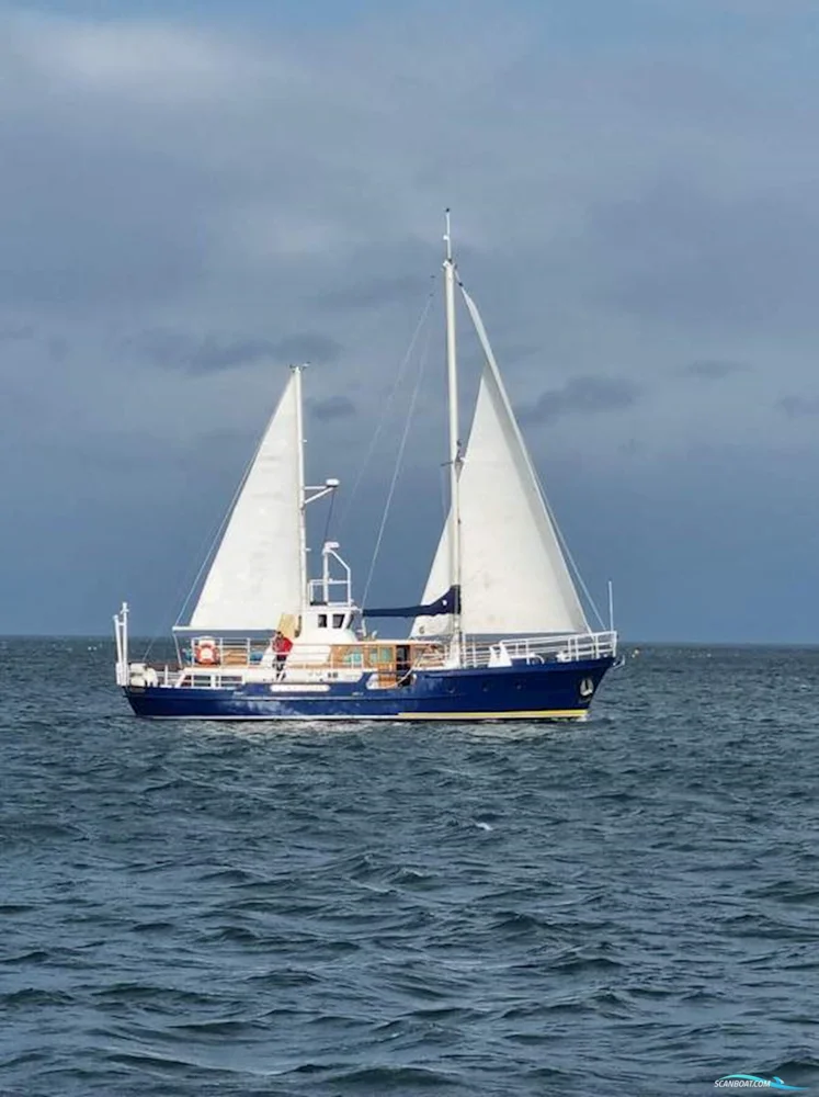 BoatPhoto.alt
