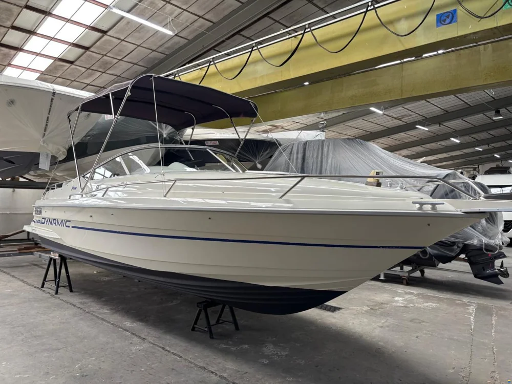 BoatPhoto.coverAlt