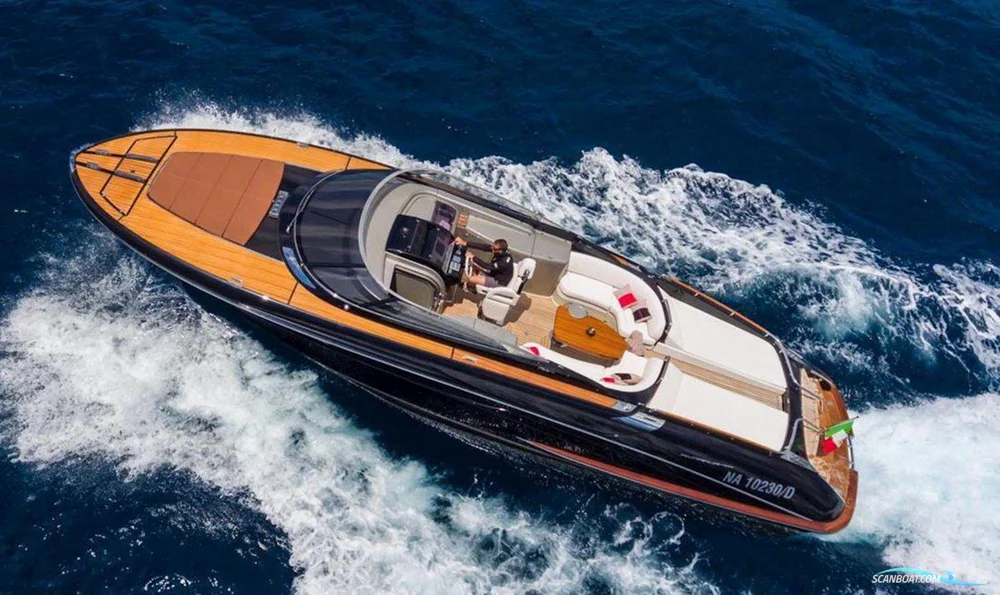 BoatPhoto.coverAlt