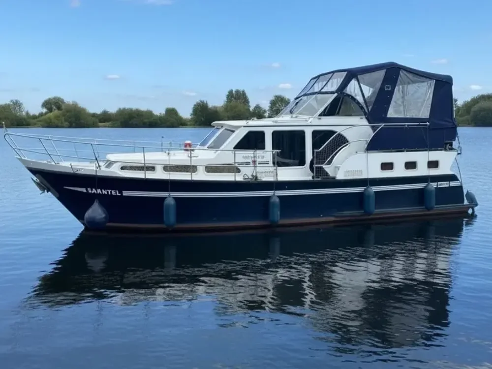 BoatPhoto.coverAlt