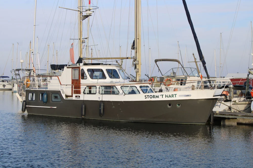 BoatPhoto.coverAlt