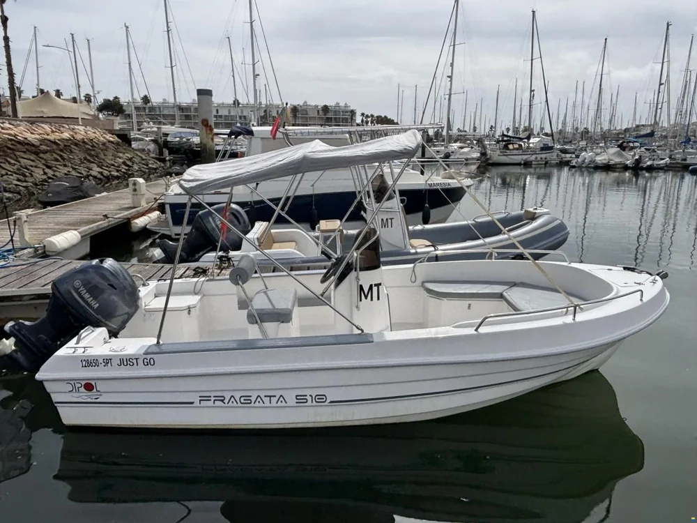 BoatPhoto.coverAlt
