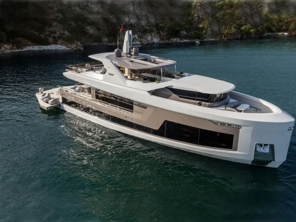 BoatPhoto.coverAlt