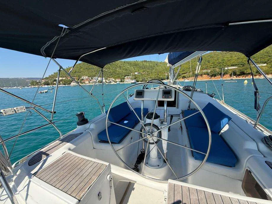 BoatPhoto.coverAlt