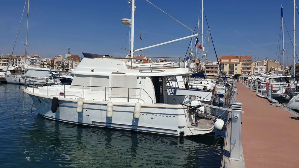 BoatPhoto.coverAlt