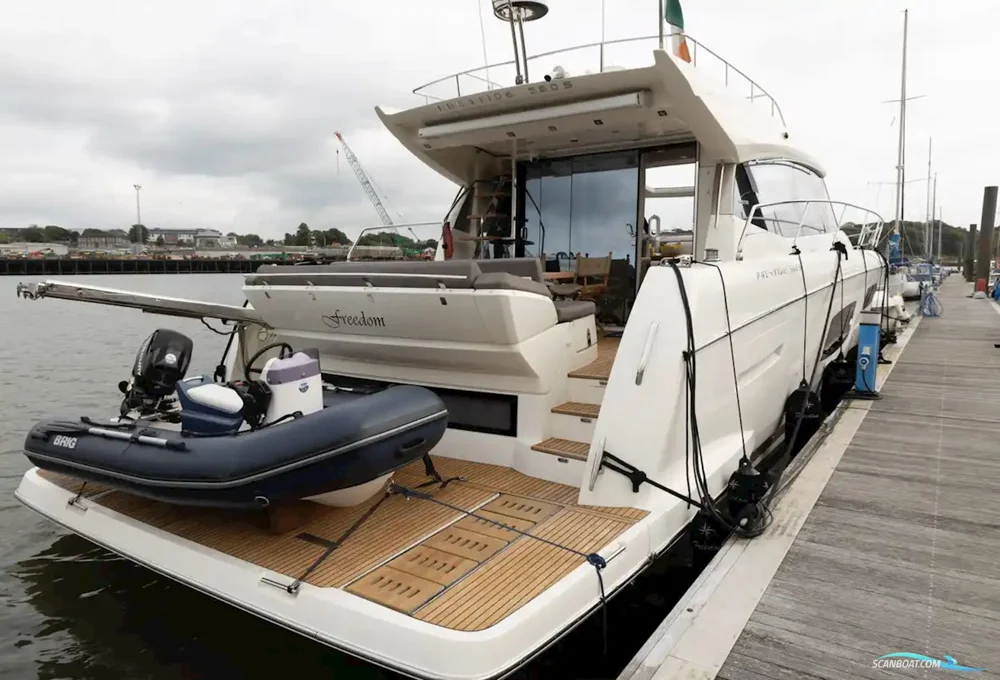 BoatPhoto.alt