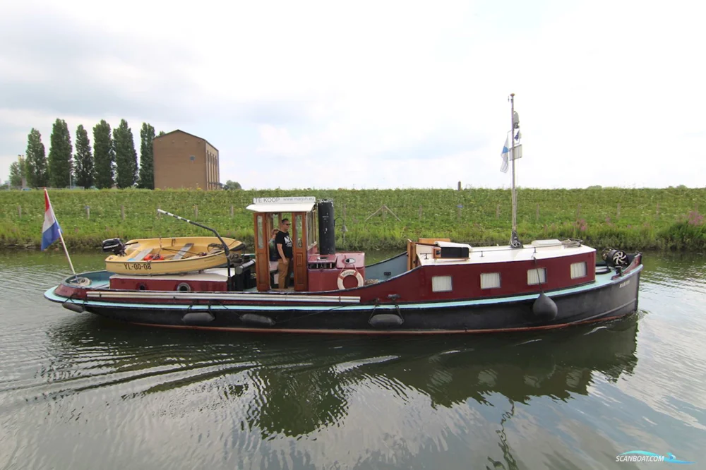 BoatPhoto.coverAlt