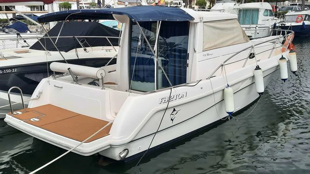 BoatPhoto.alt