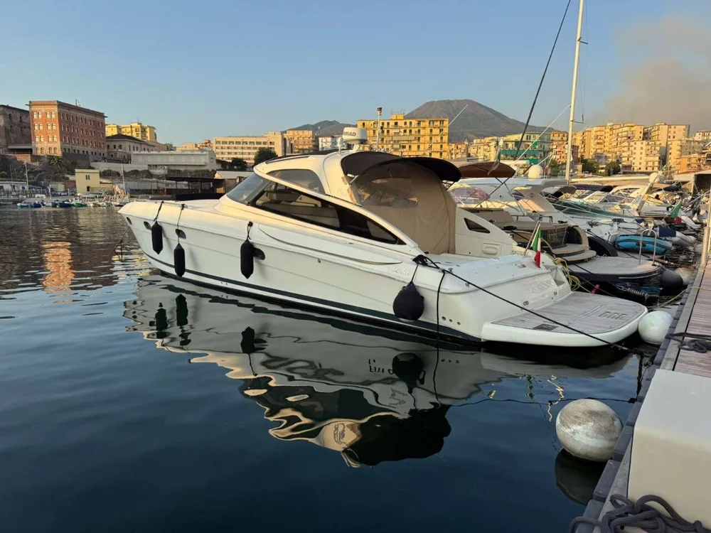BoatPhoto.alt