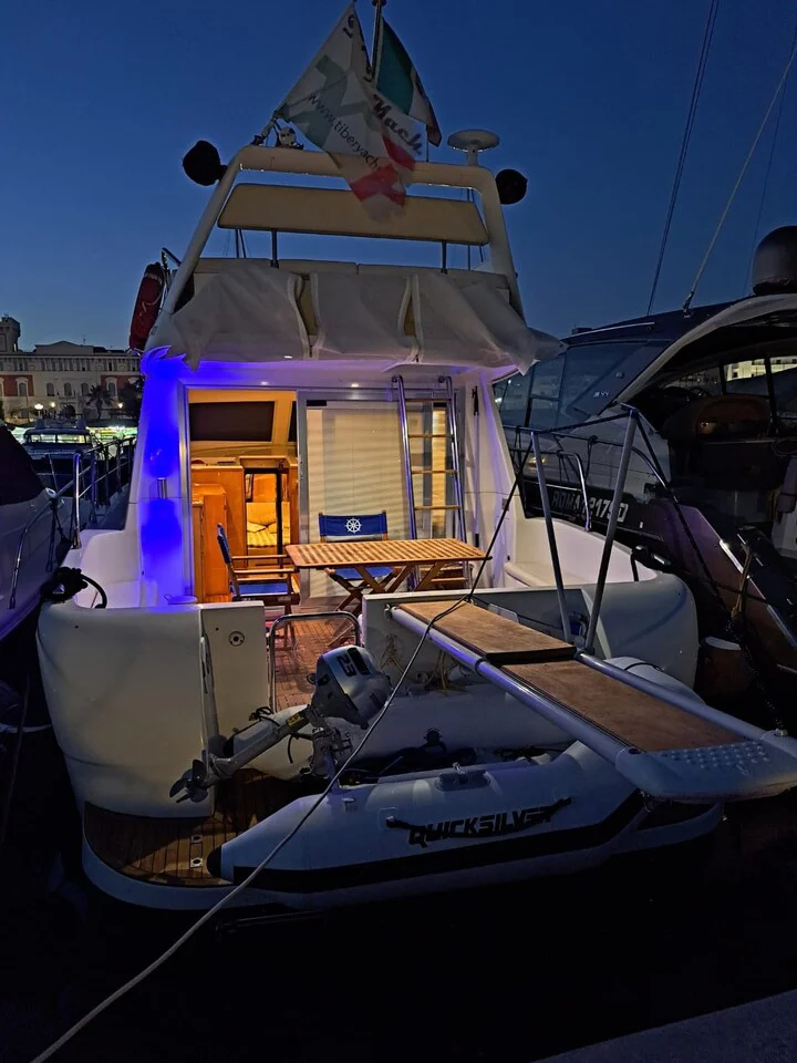 BoatPhoto.alt