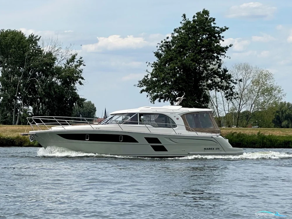 BoatPhoto.alt