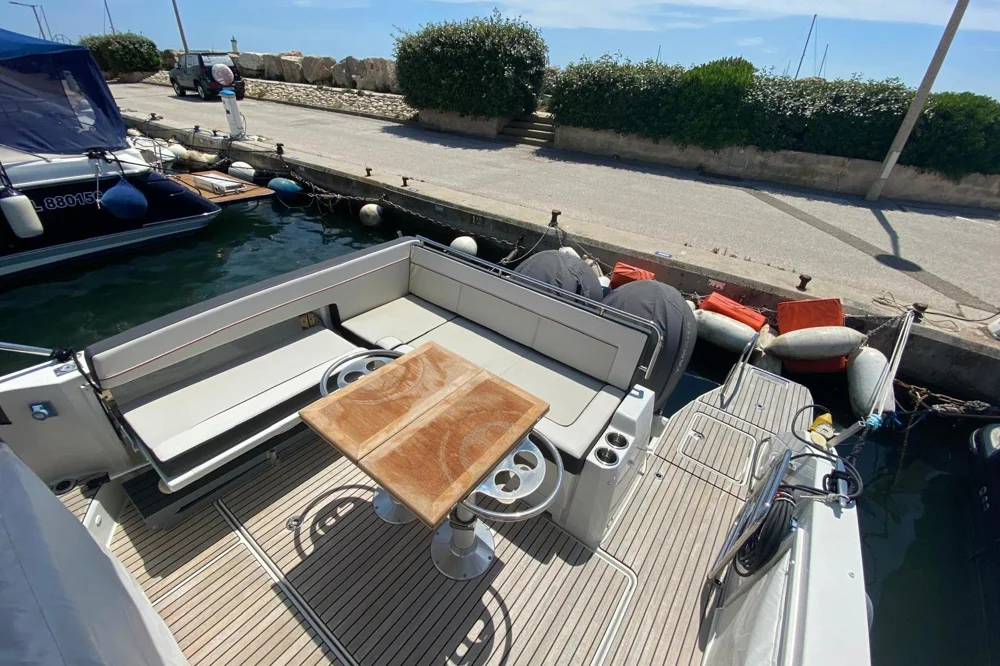 BoatPhoto.alt