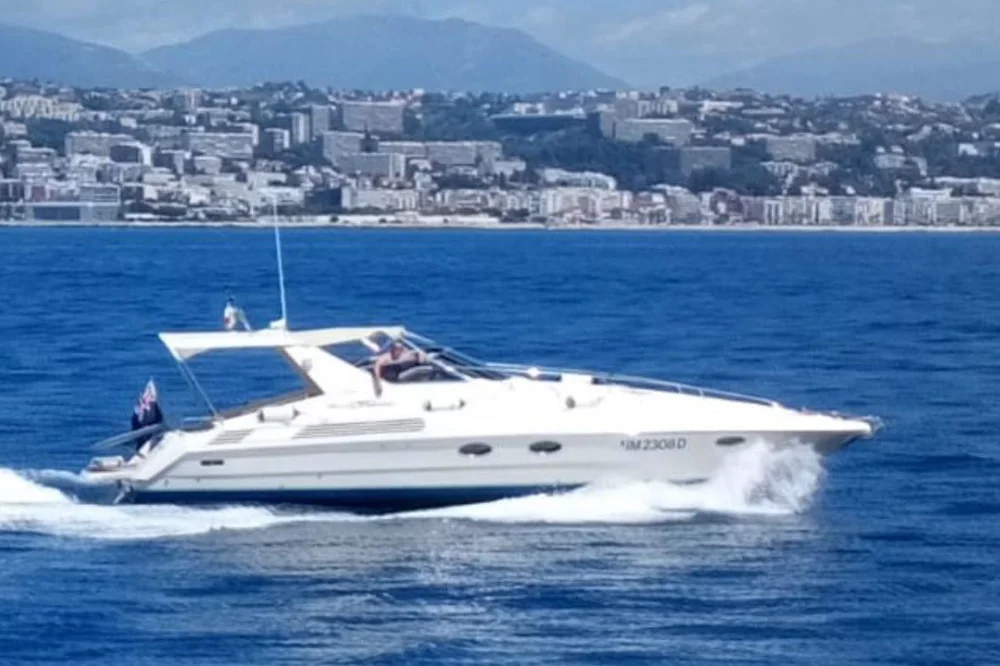 BoatPhoto.alt