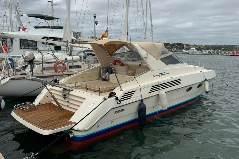 BoatPhoto.alt