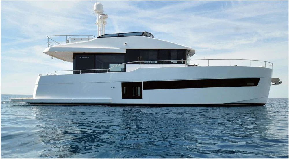 BoatPhoto.coverAlt