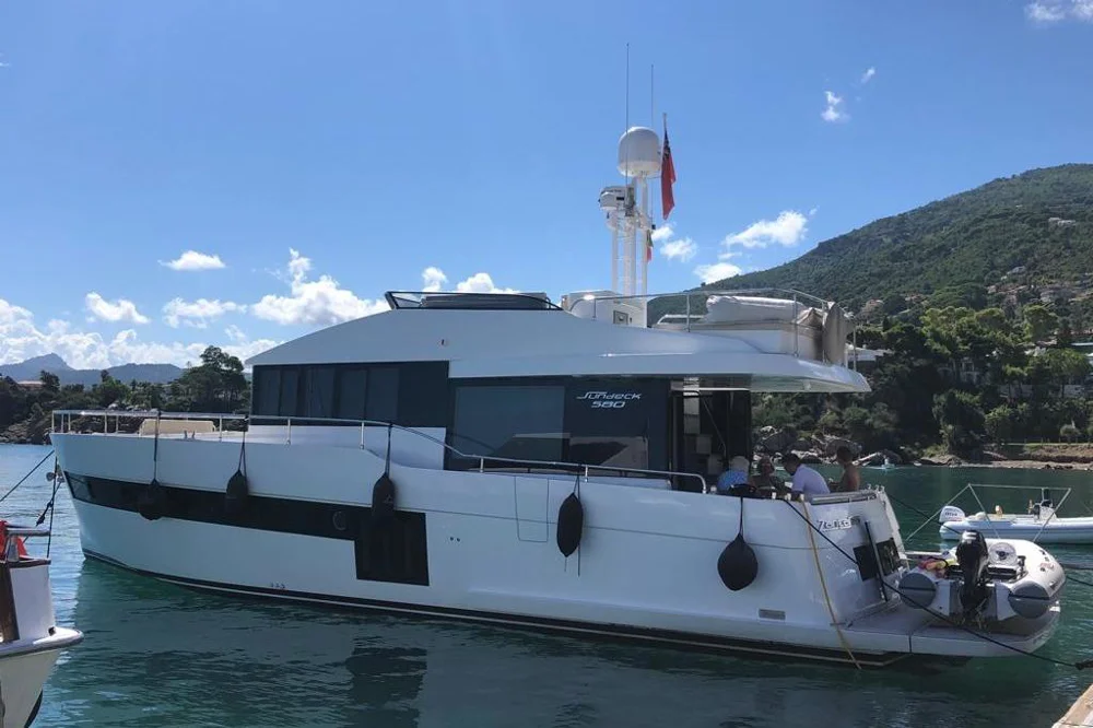 BoatPhoto.alt