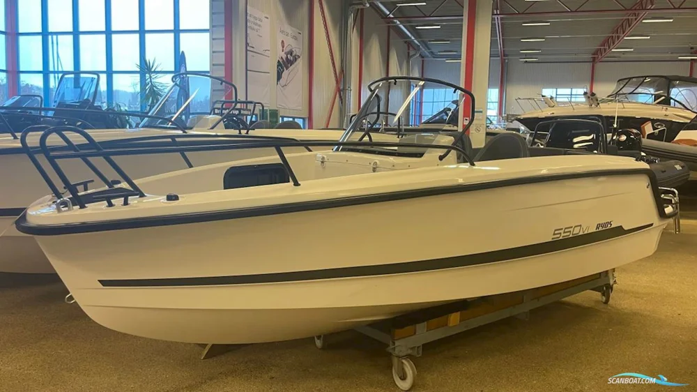 BoatPhoto.coverAlt