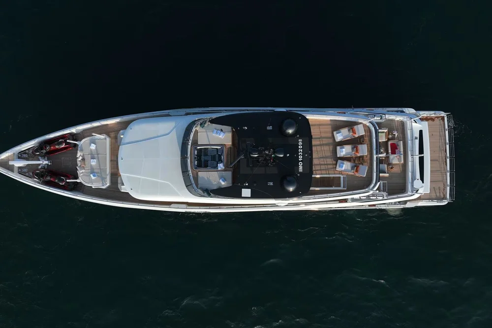 BoatPhoto.alt