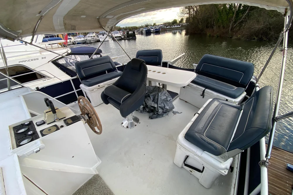 BoatPhoto.alt