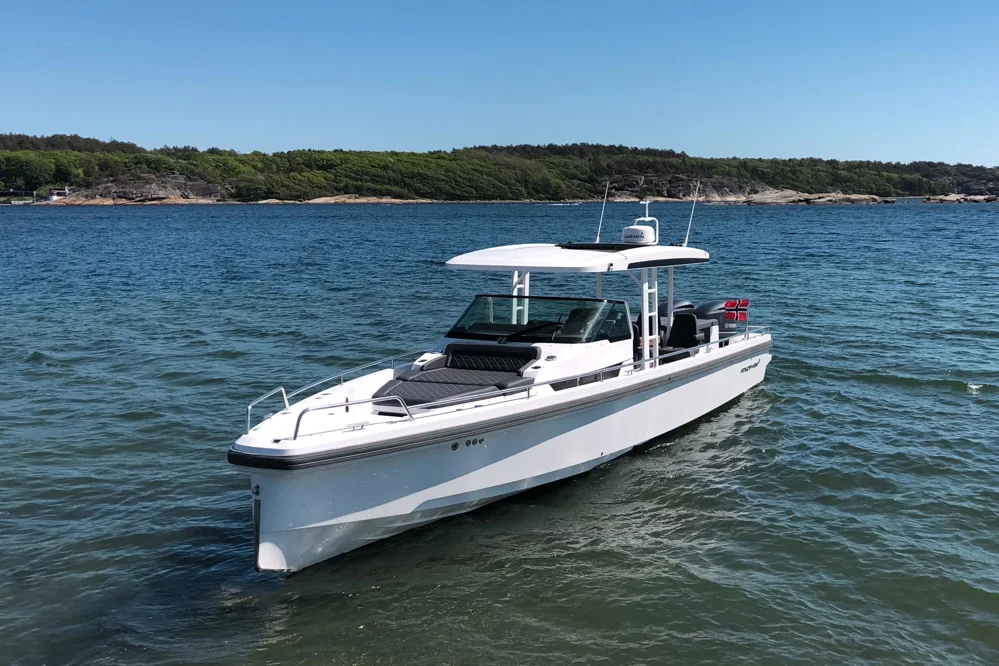 BoatPhoto.coverAlt