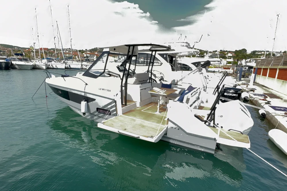 BoatPhoto.coverAlt