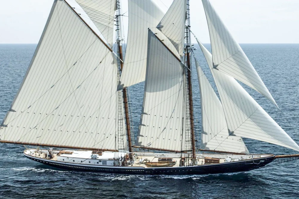 BoatPhoto.coverAlt