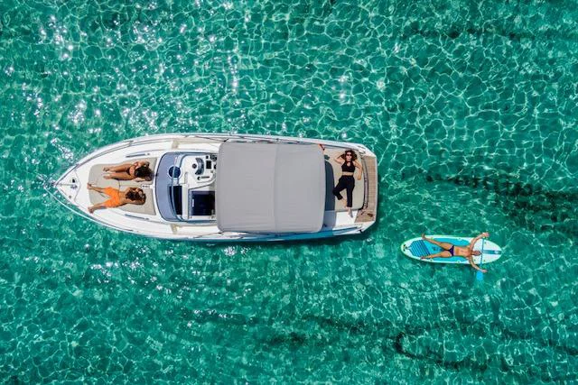 BoatPhoto.coverAlt