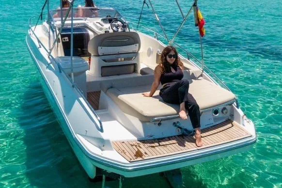 BoatPhoto.alt
