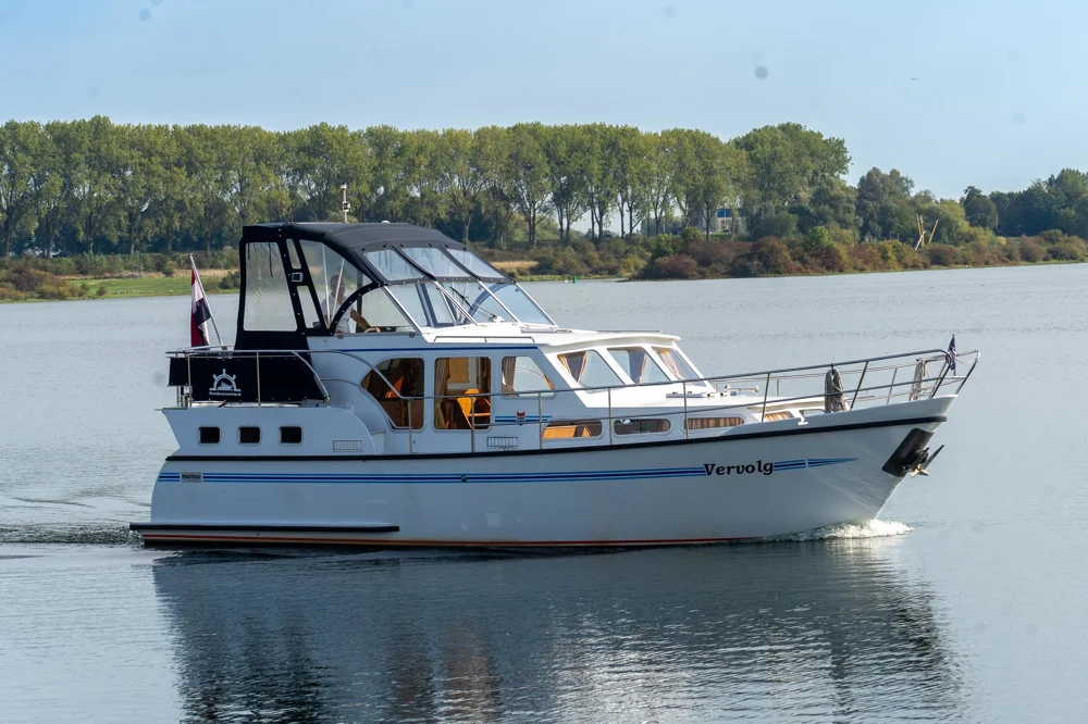 BoatPhoto.coverAlt