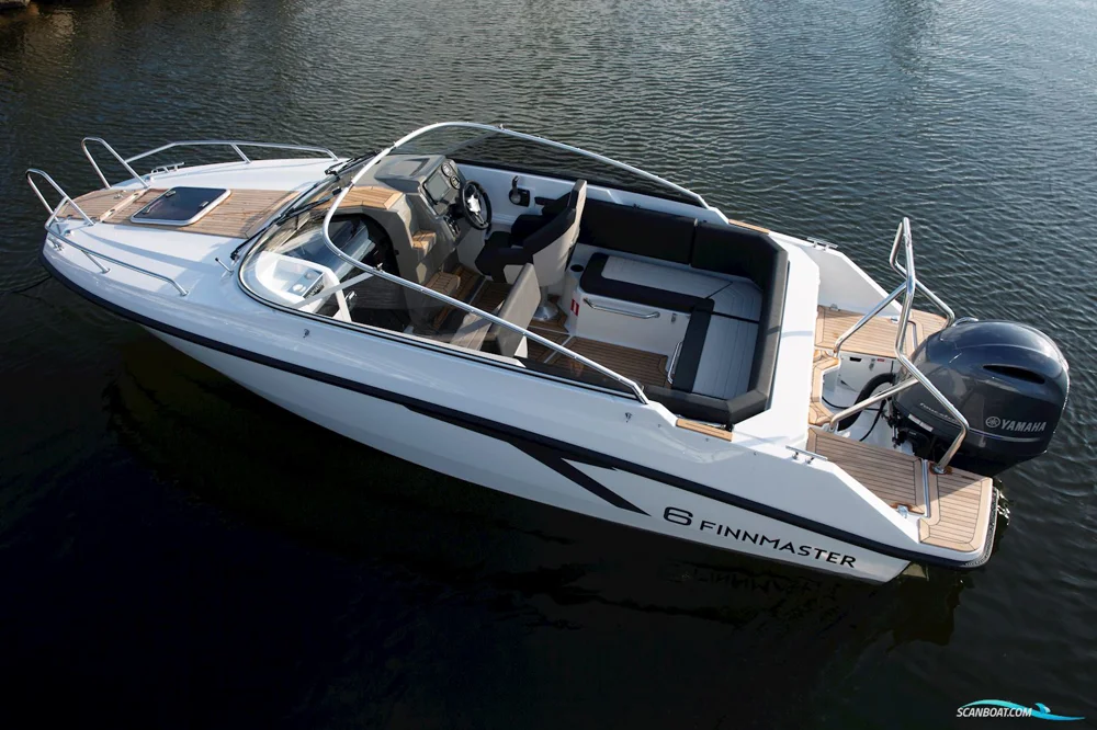 BoatPhoto.coverAlt