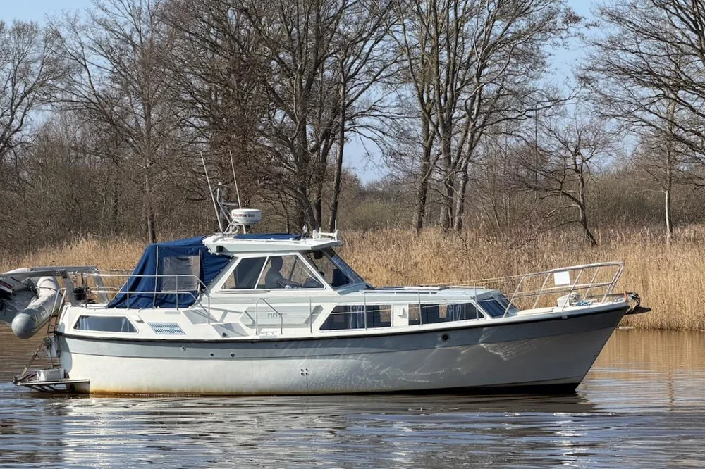 BoatPhoto.coverAlt