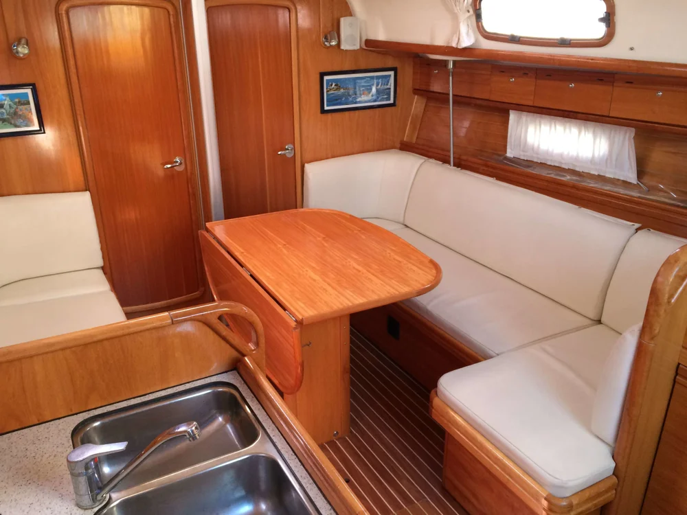 BoatPhoto.coverAlt