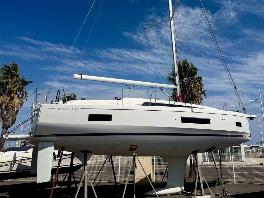 BoatPhoto.coverAlt