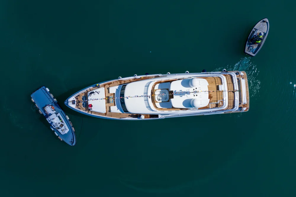 BoatPhoto.coverAlt