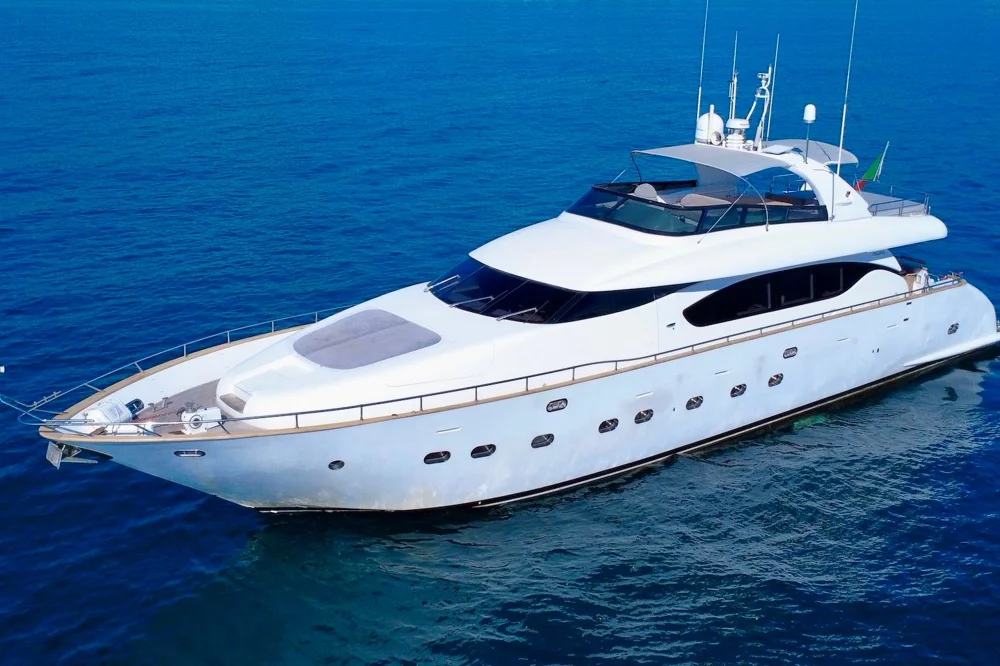 BoatPhoto.alt