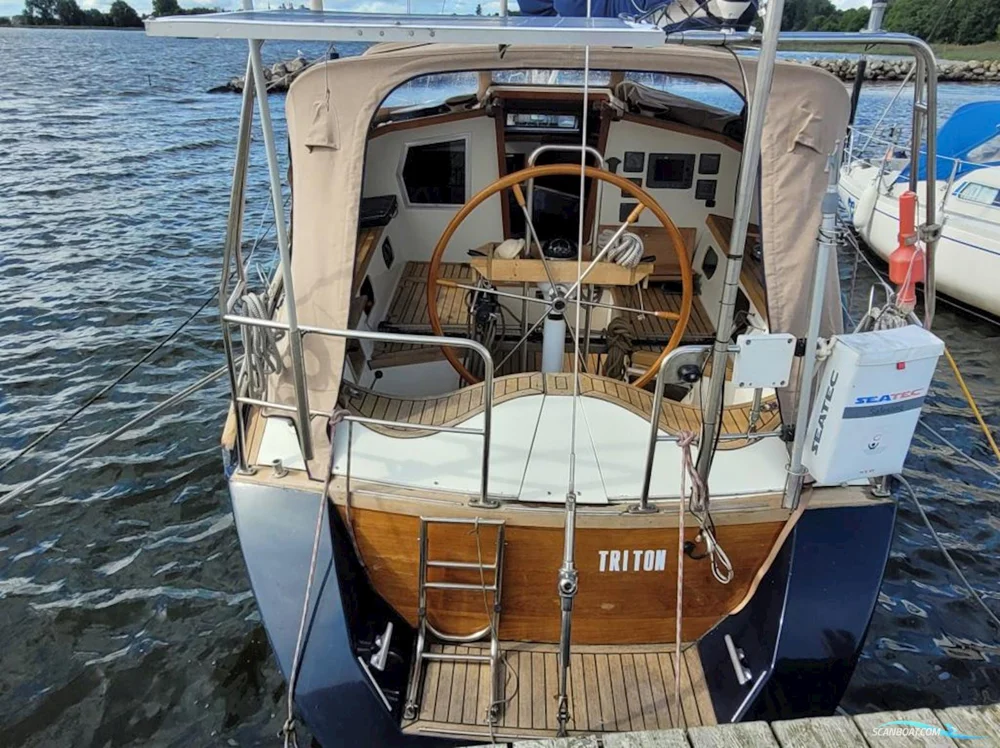BoatPhoto.alt