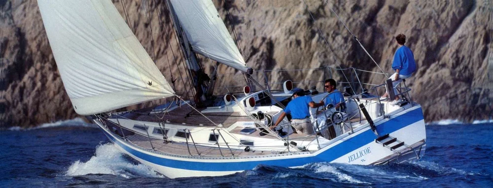 BoatPhoto.coverAlt
