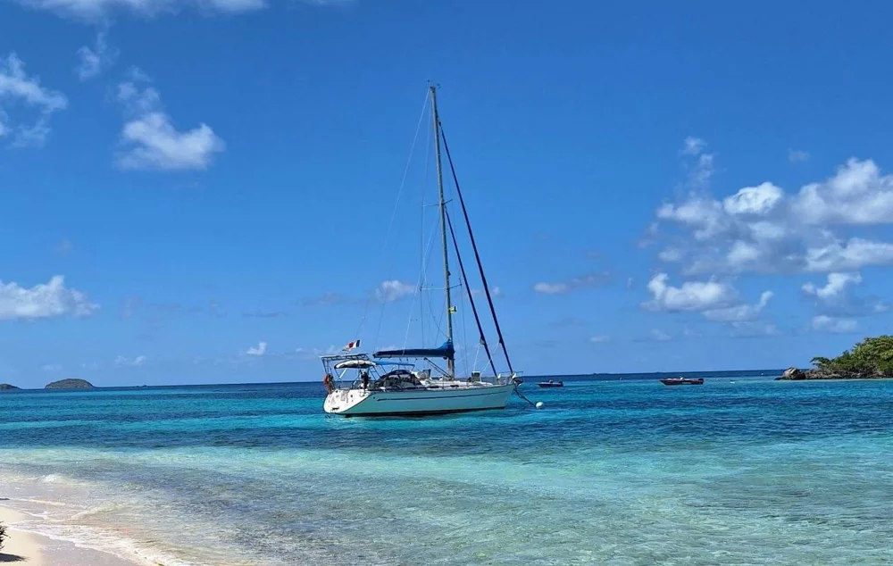 BoatPhoto.coverAlt