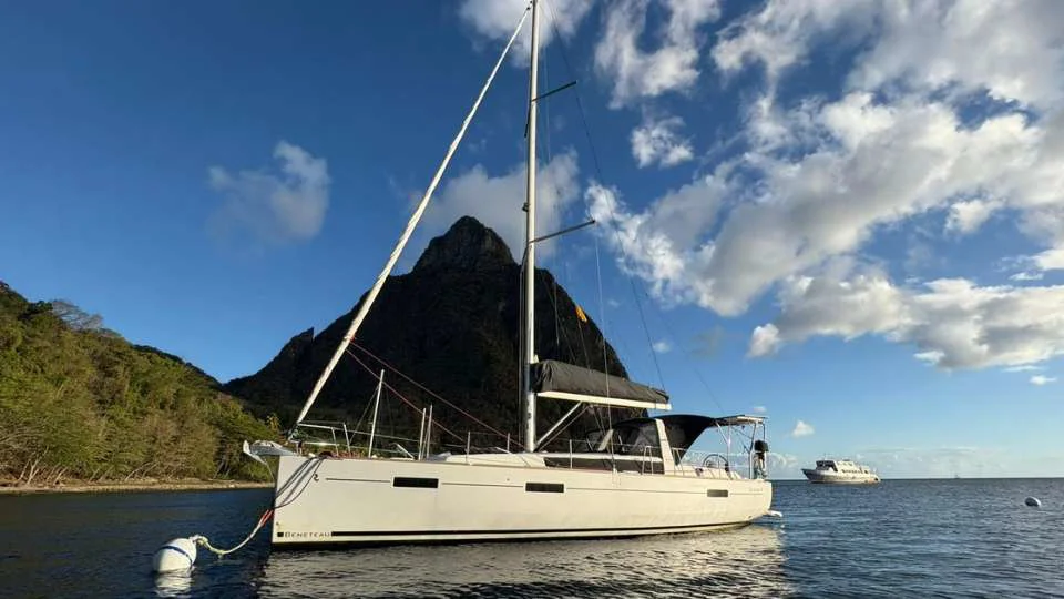 BoatPhoto.coverAlt