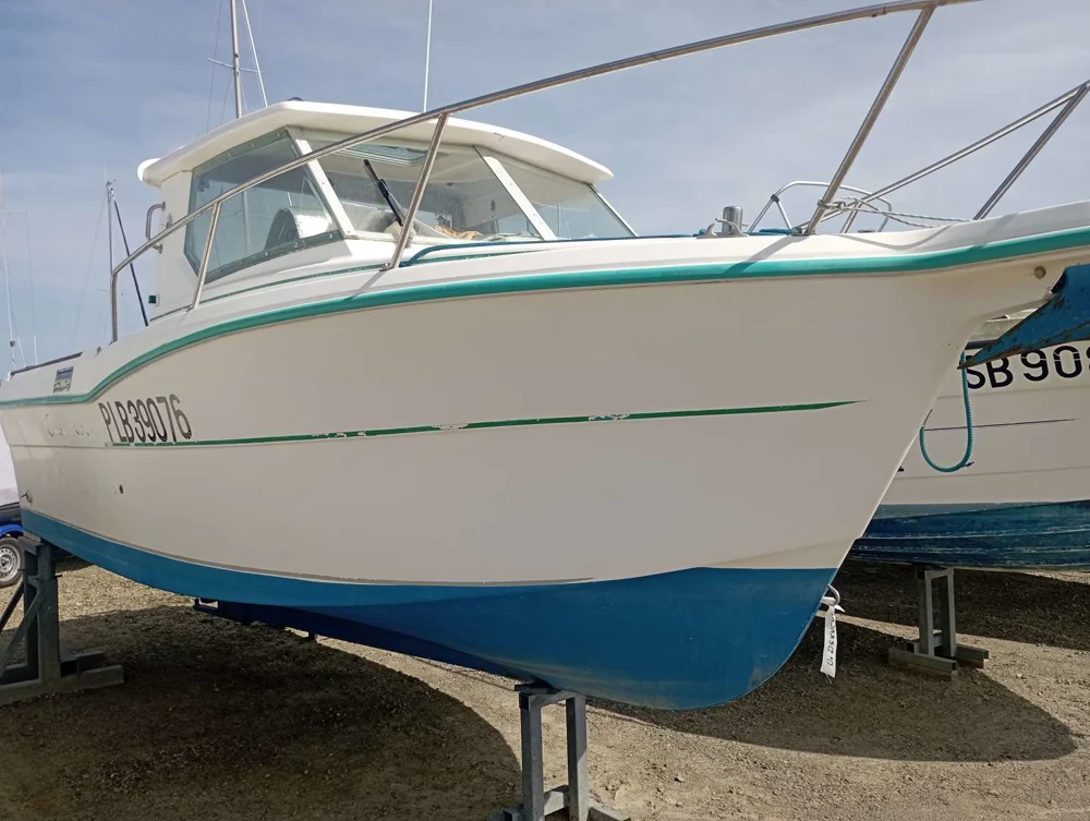 BoatPhoto.coverAlt