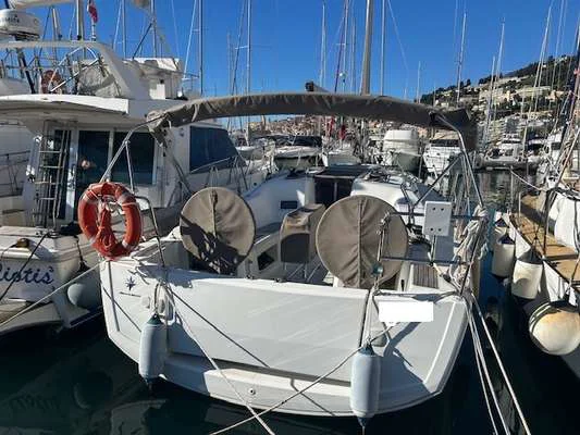 2016 Jeanneau SUN ODYSSEY 349 for sale in Menton, France, photo 3 of 4