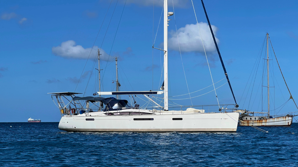 BoatPhoto.coverAlt