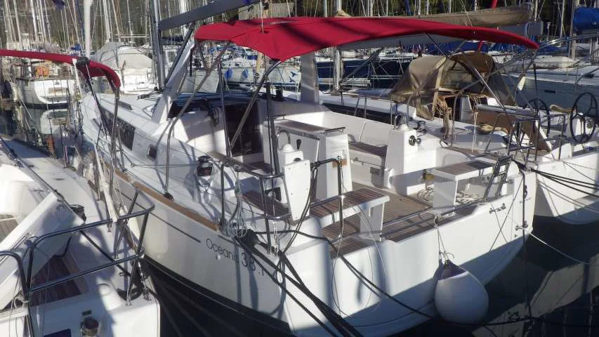 BoatPhoto.coverAlt
