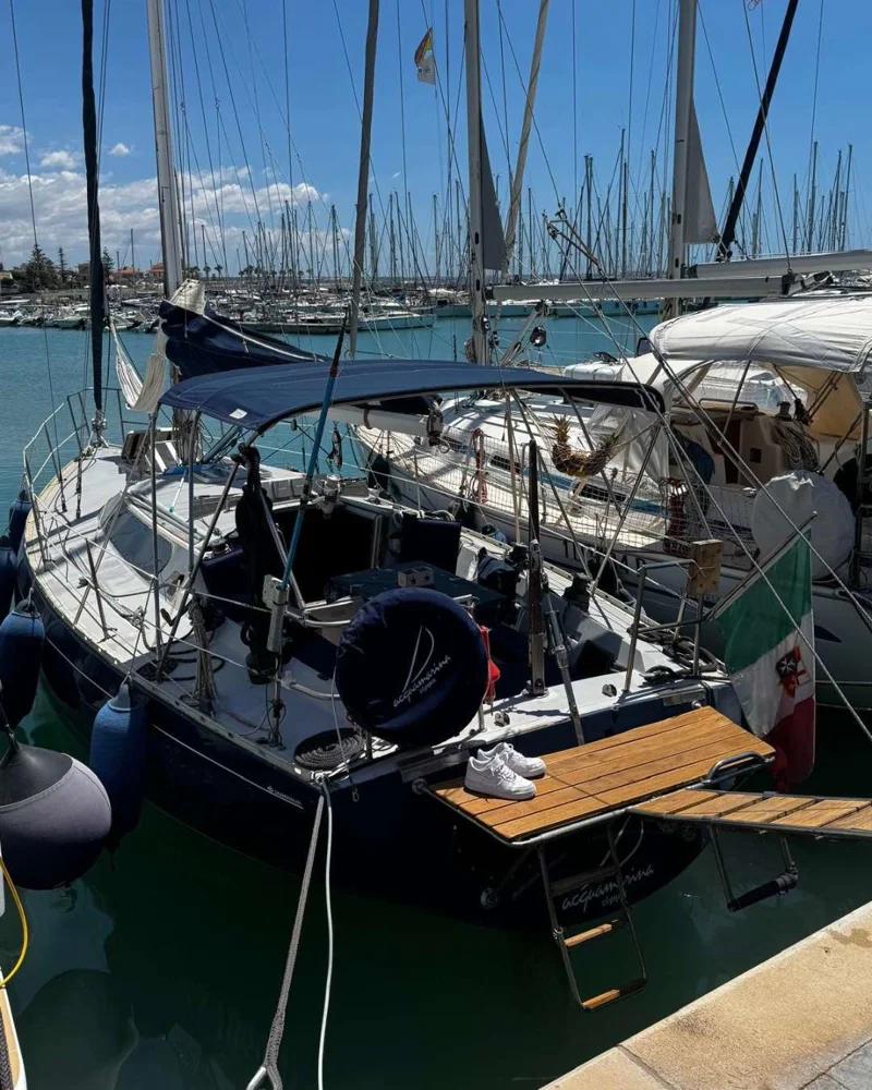 BoatPhoto.coverAlt