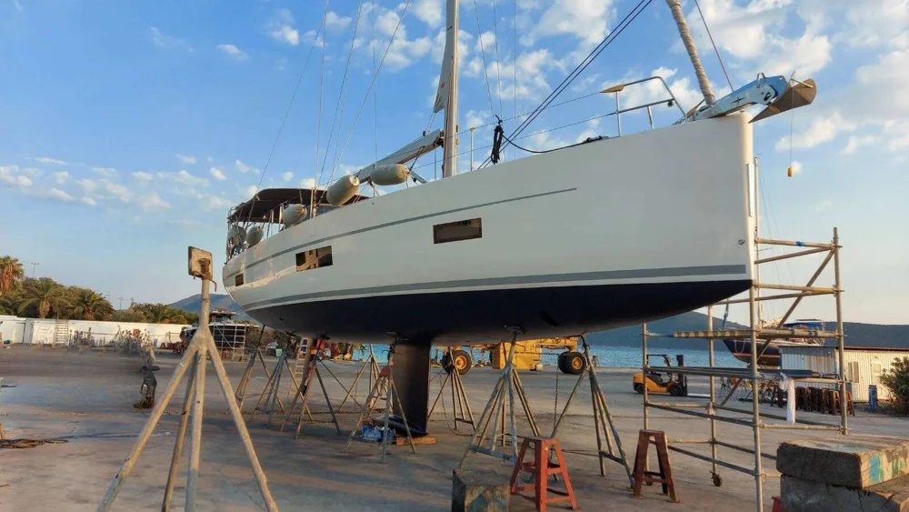 BoatPhoto.coverAlt