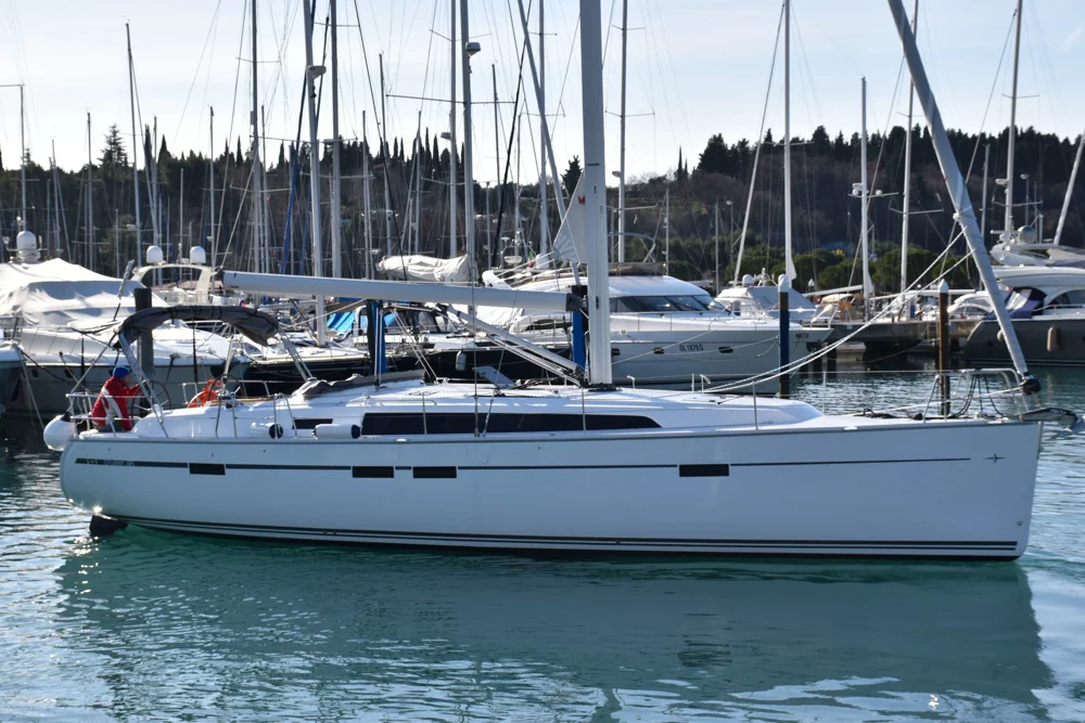BoatPhoto.coverAlt