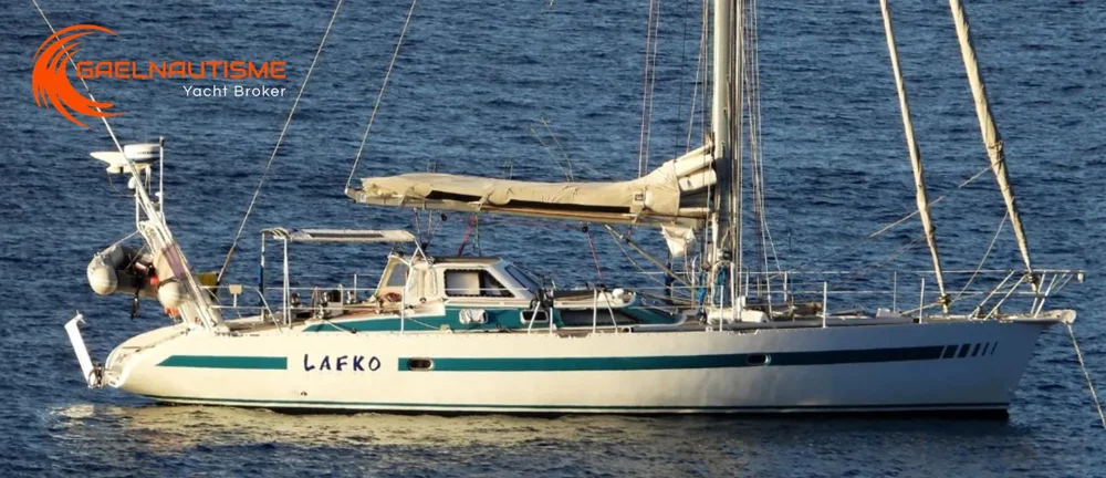 BoatPhoto.coverAlt